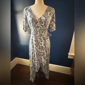ASTR Floral Wrap Dress Sz L